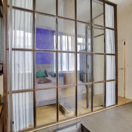 2 Bedrooms Le Marais Nazareth-2